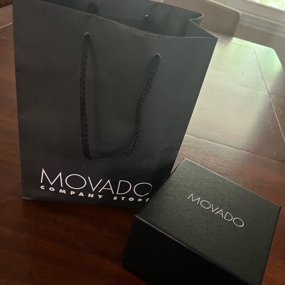 Women’s Movado Esperanza watch with diamond hour markers. - Picture 3 of 4